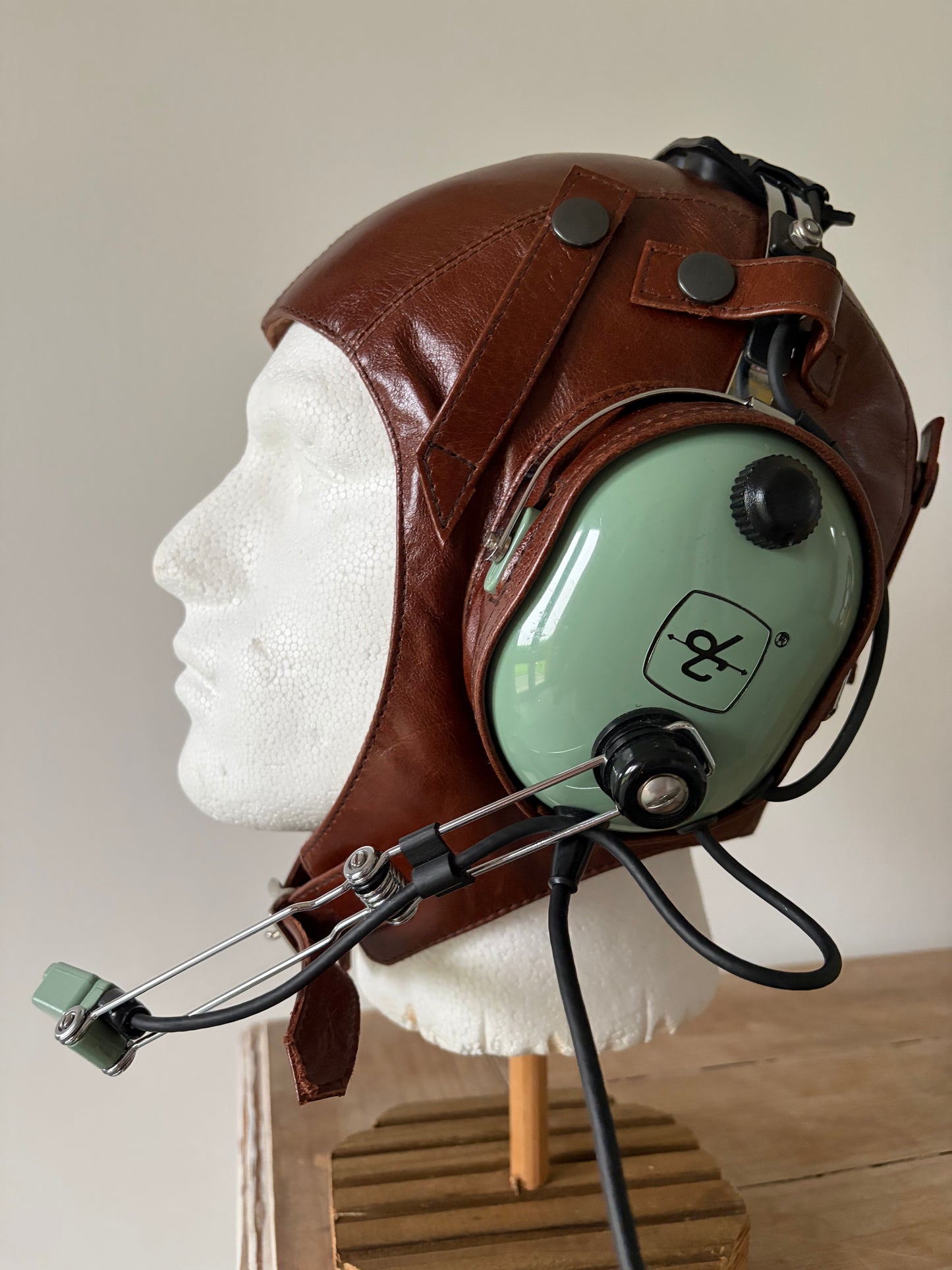 L13b Pilot Leather David Clark Open Cockpit Helmet & Extra Goggle Straps Chestnut