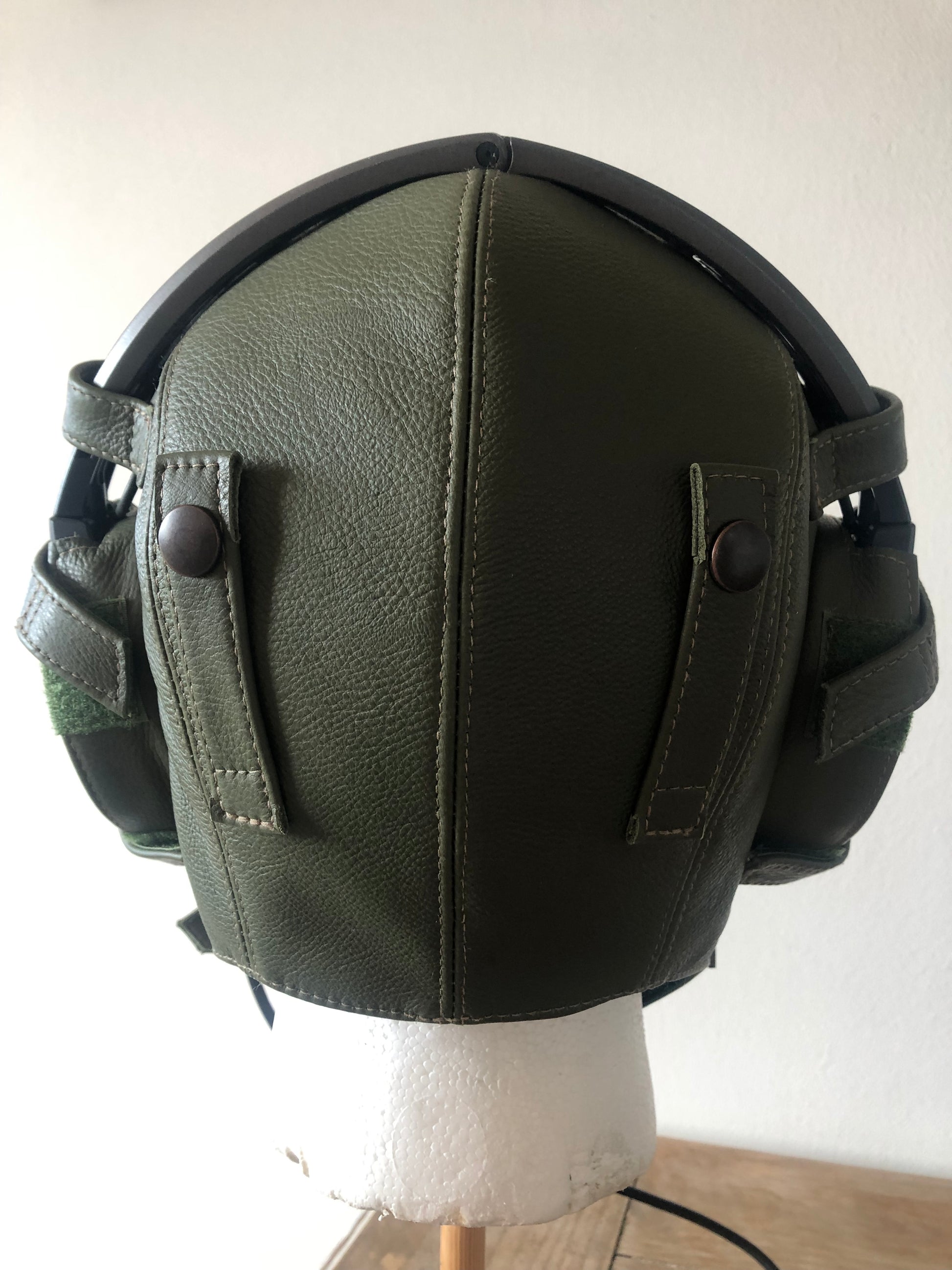 L14a Pilot Leather Bose Olive Green Helmet - Leather Driving Helmets