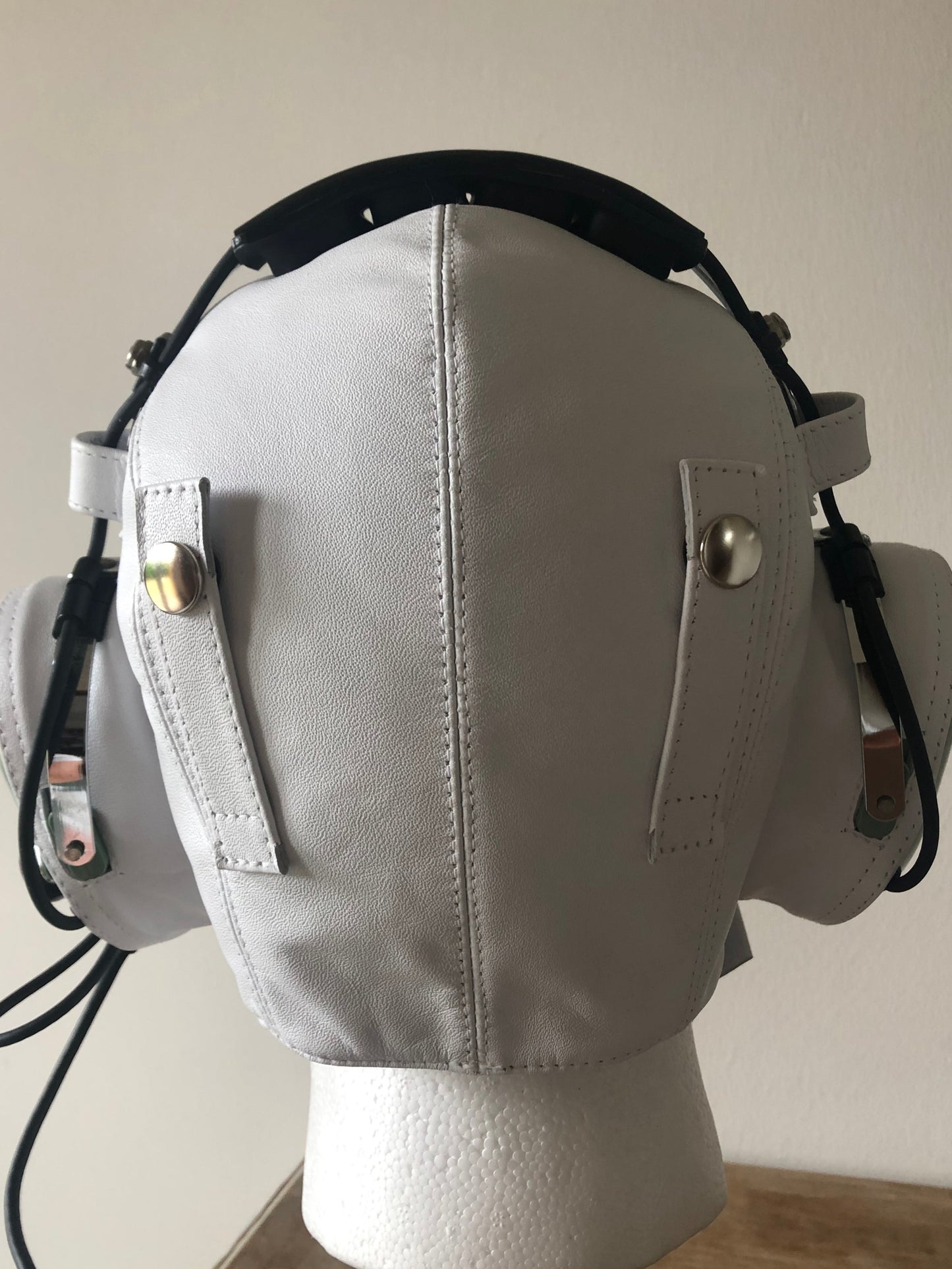 L13b Pilot Leather David Clark Open Cockpit Helmet & Extra Goggle Straps White