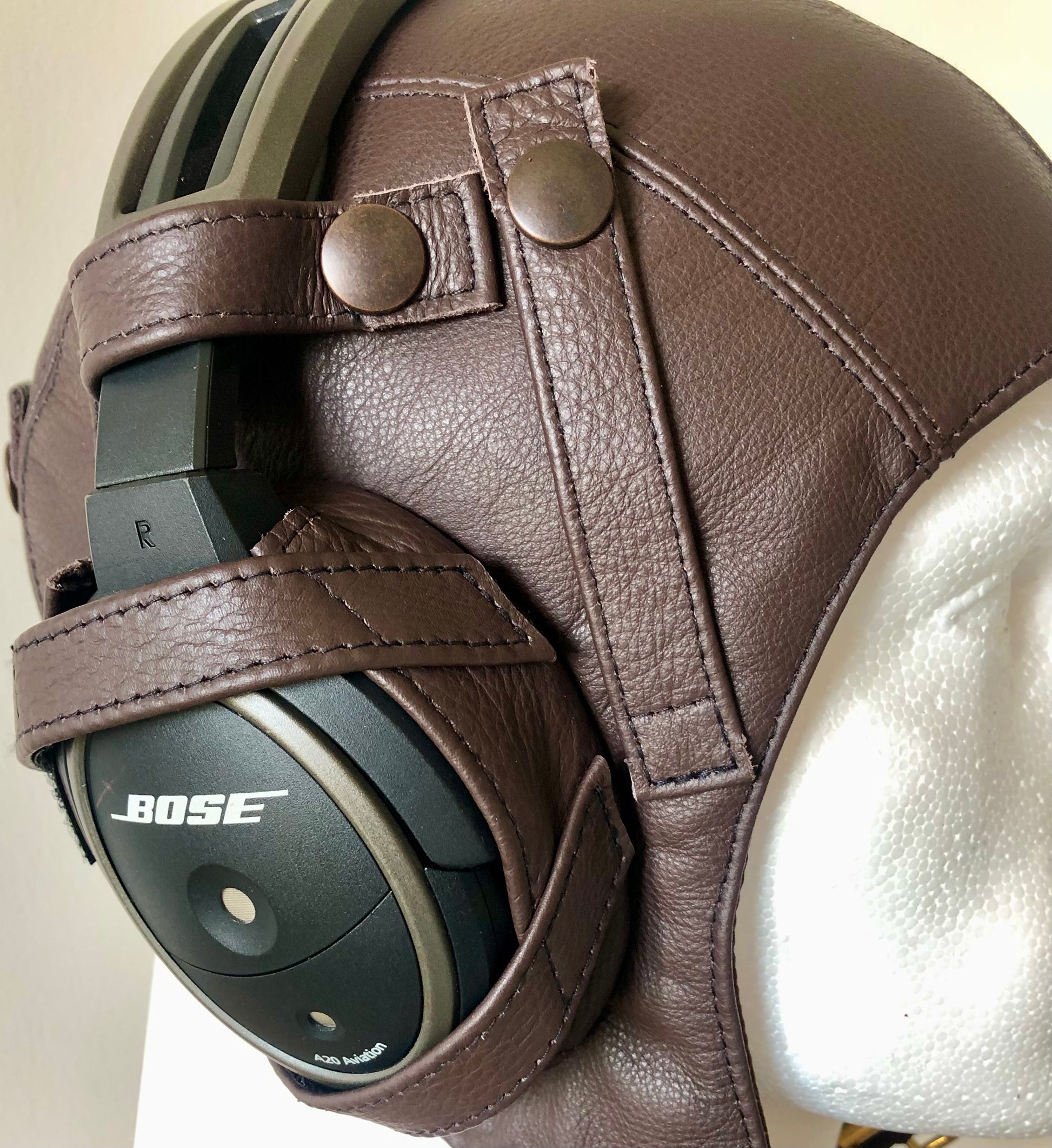 L14b Pilot Leather Bose Open Cockpit Helmet & Extra Goggle Straps - Leather Driving Helmets