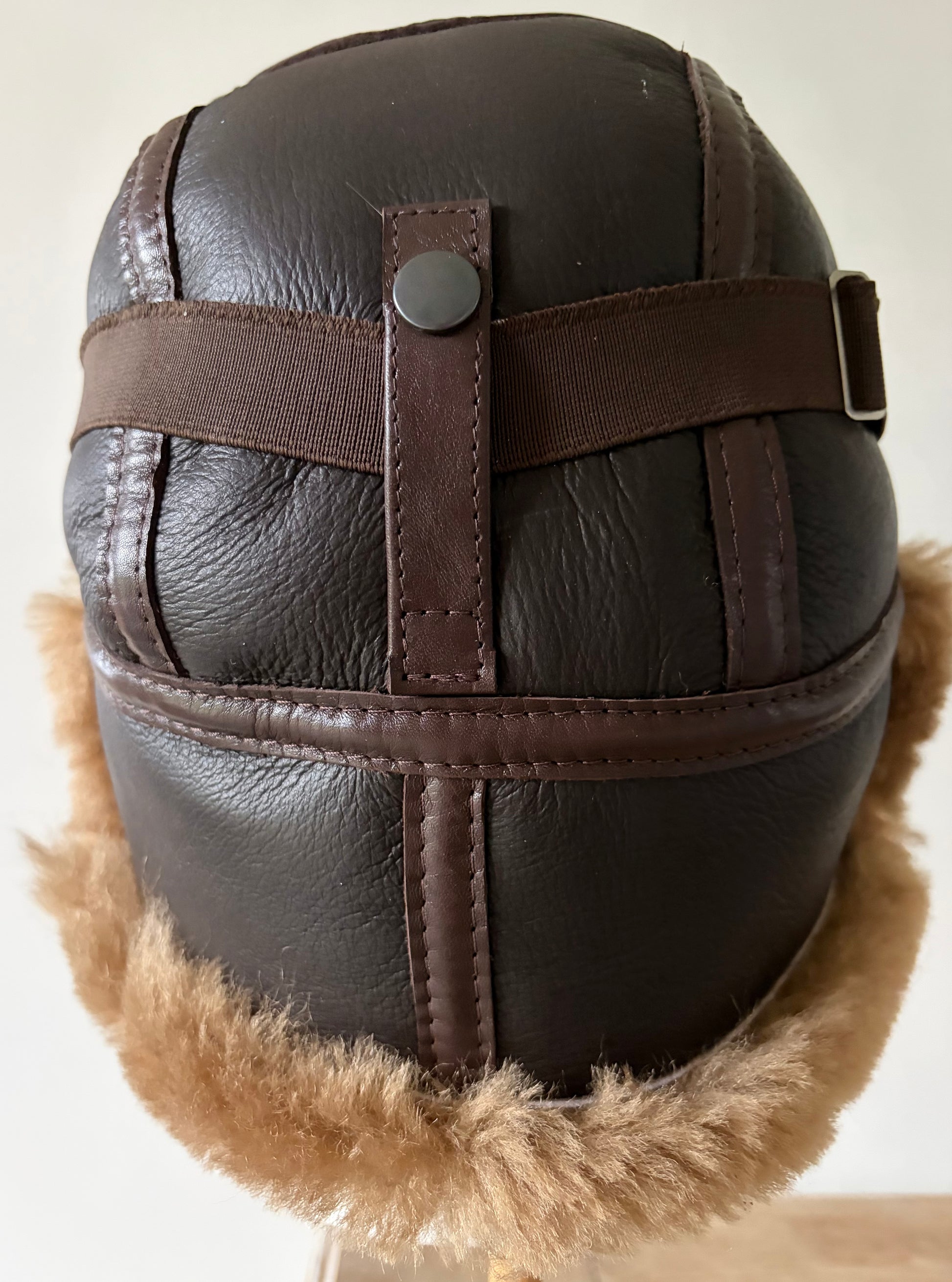 L2a Biggles with back goggle strap – Leather Driving Helmets