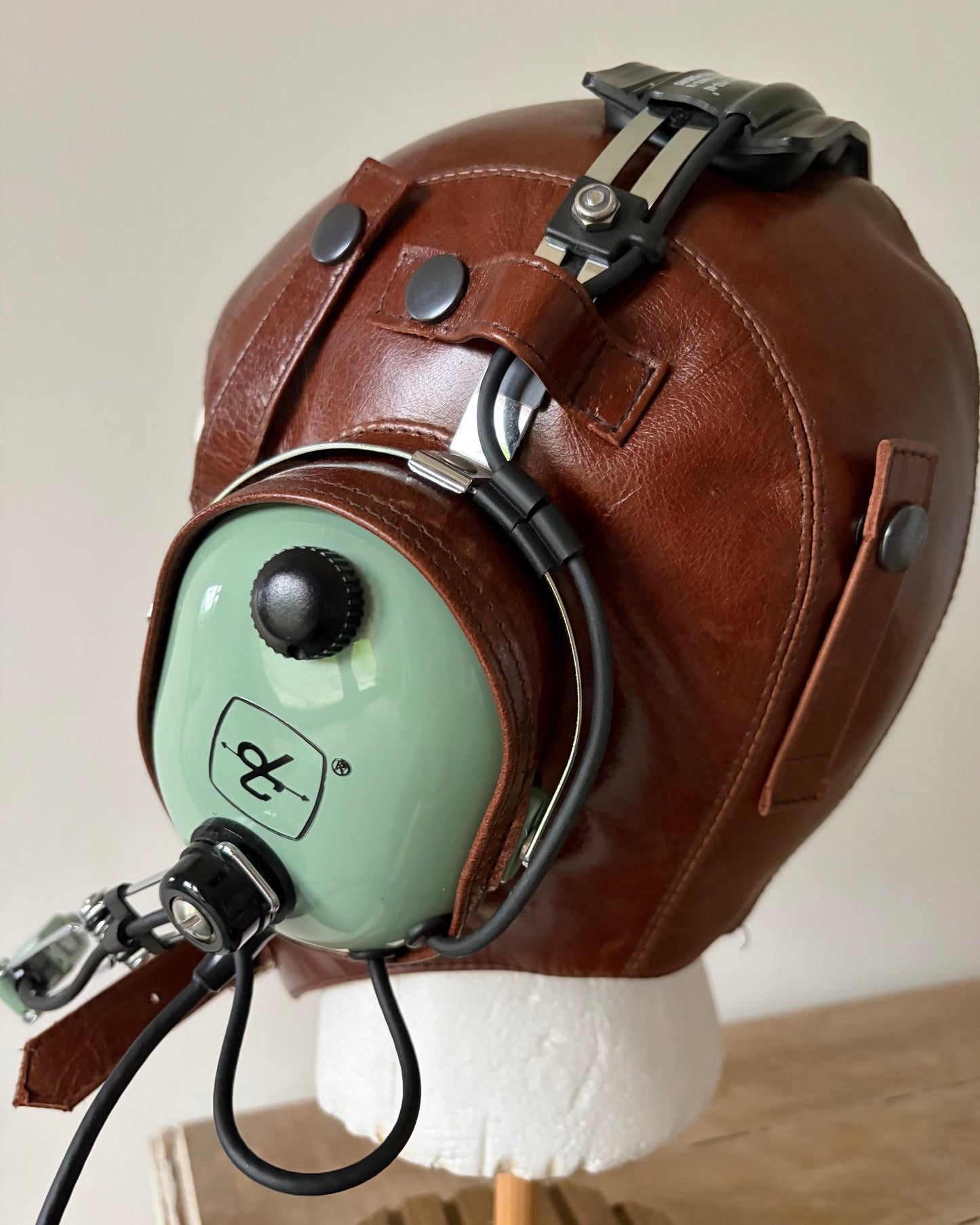 L13b Pilot Leather David Clark Open Cockpit Helmet & Extra Goggle Straps Chestnut